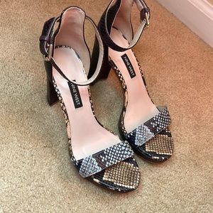 Nine West Snake Skin Heels Size 7.5